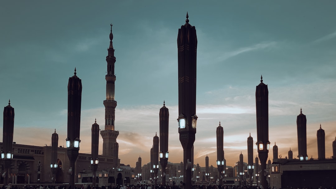 أفضل الرحلات اليومية القريبة في المدينة المنورة: وجهات لا تفوّتها عام 2024