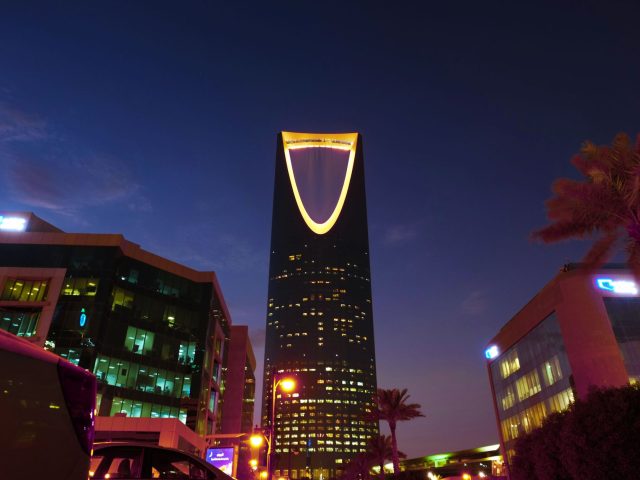 أفضل المطاعم في مدينة الرياض: دليلك الشامل لأبرز الوجهات الغذائية في العاصمة السعودية